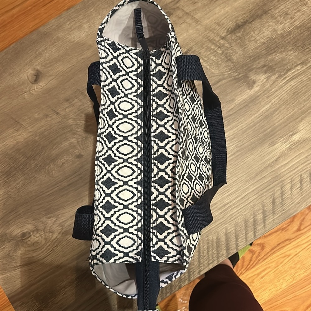 Thirtyone tote - Picture 6 of 6